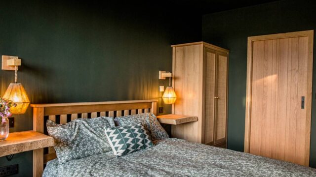 52003bbb54fca492704d892b2d (1)