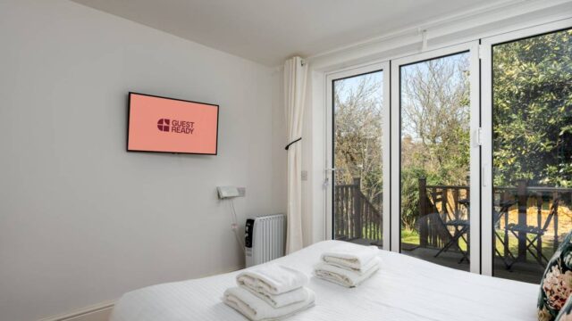 5e1cd3e550bfee6275a11bf87e