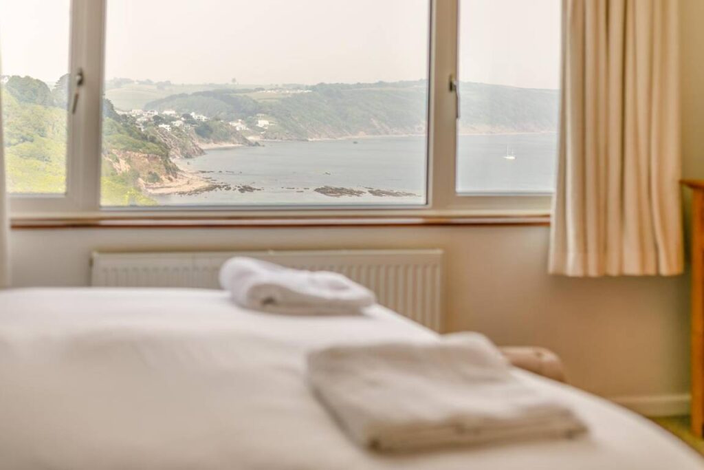 6d90a761754963373ee46c1c7b