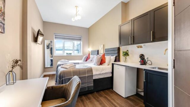 7374701f67ba29bf024320e976