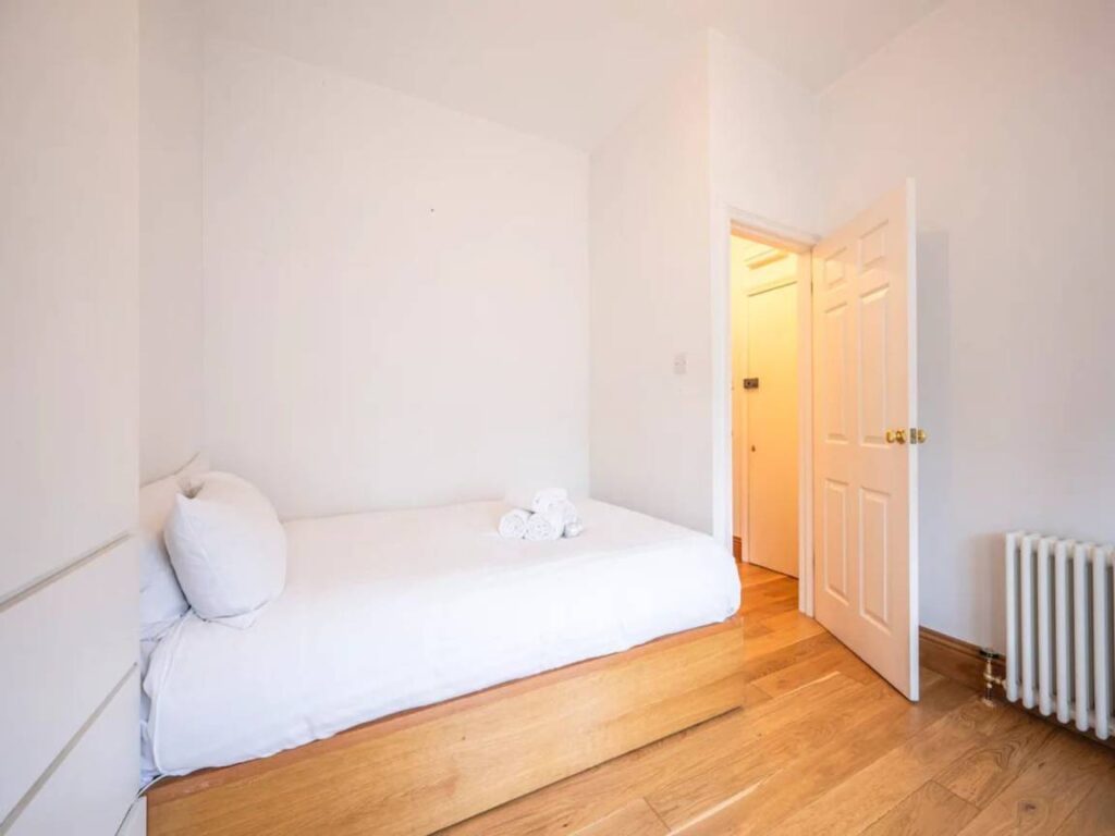 9923a4fc4af3a1328b85b12e6d