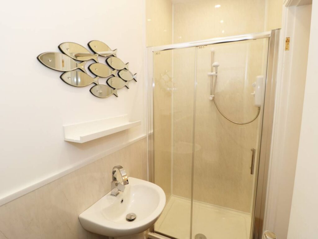 993c2e0804d4ff453aec0c66d3