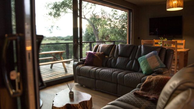 addbac8ff1843042fe3bc57246