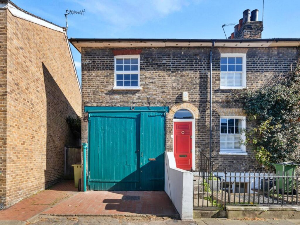 b327f80a8629dcfcc08fdab2b8