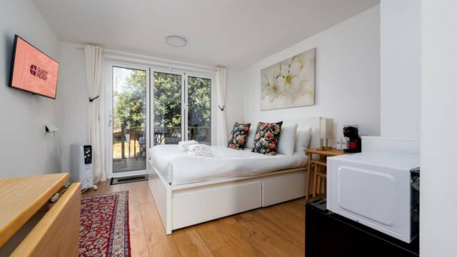 f5a424ce0cde8c218404280bba (1)