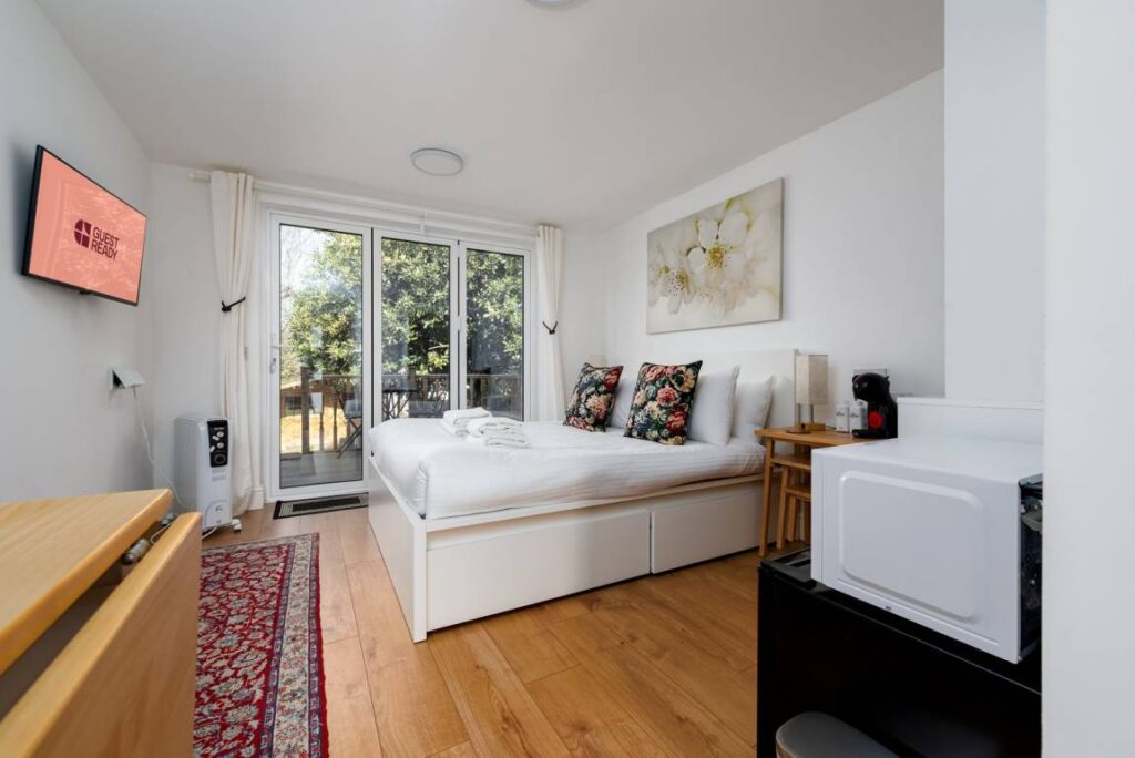 f5a424ce0cde8c218404280bba