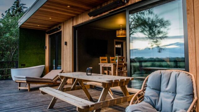 f5bbda4b551ae4678d721320a8